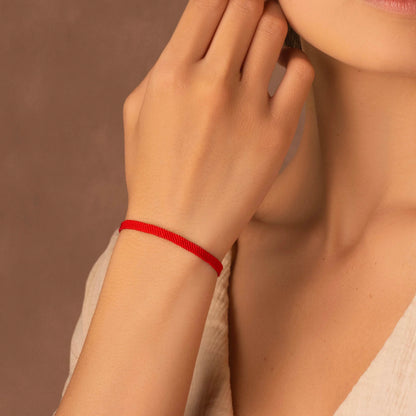 Magnetic Desires Women's Red String Bracelet
